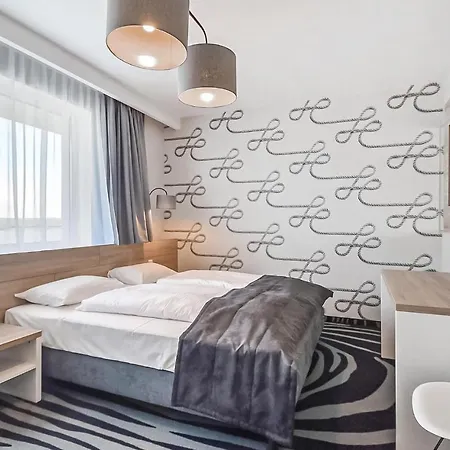 2 Bedroom Gorgeous In Дом отдыха *