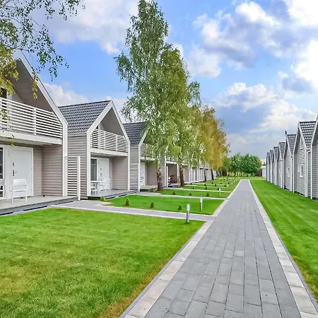 2 Bedroom Gorgeous In Poland