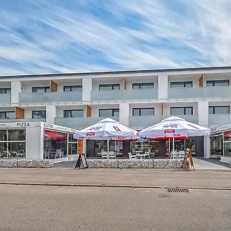 2 Bedroom Gorgeous In Nyaraló Sianozety