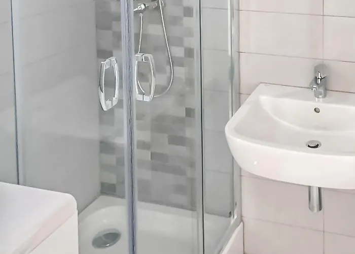 2 Bedroom Gorgeous In Sianożęty